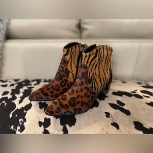 New with box! Never worn Vicenza animal hair and genuine leather booties